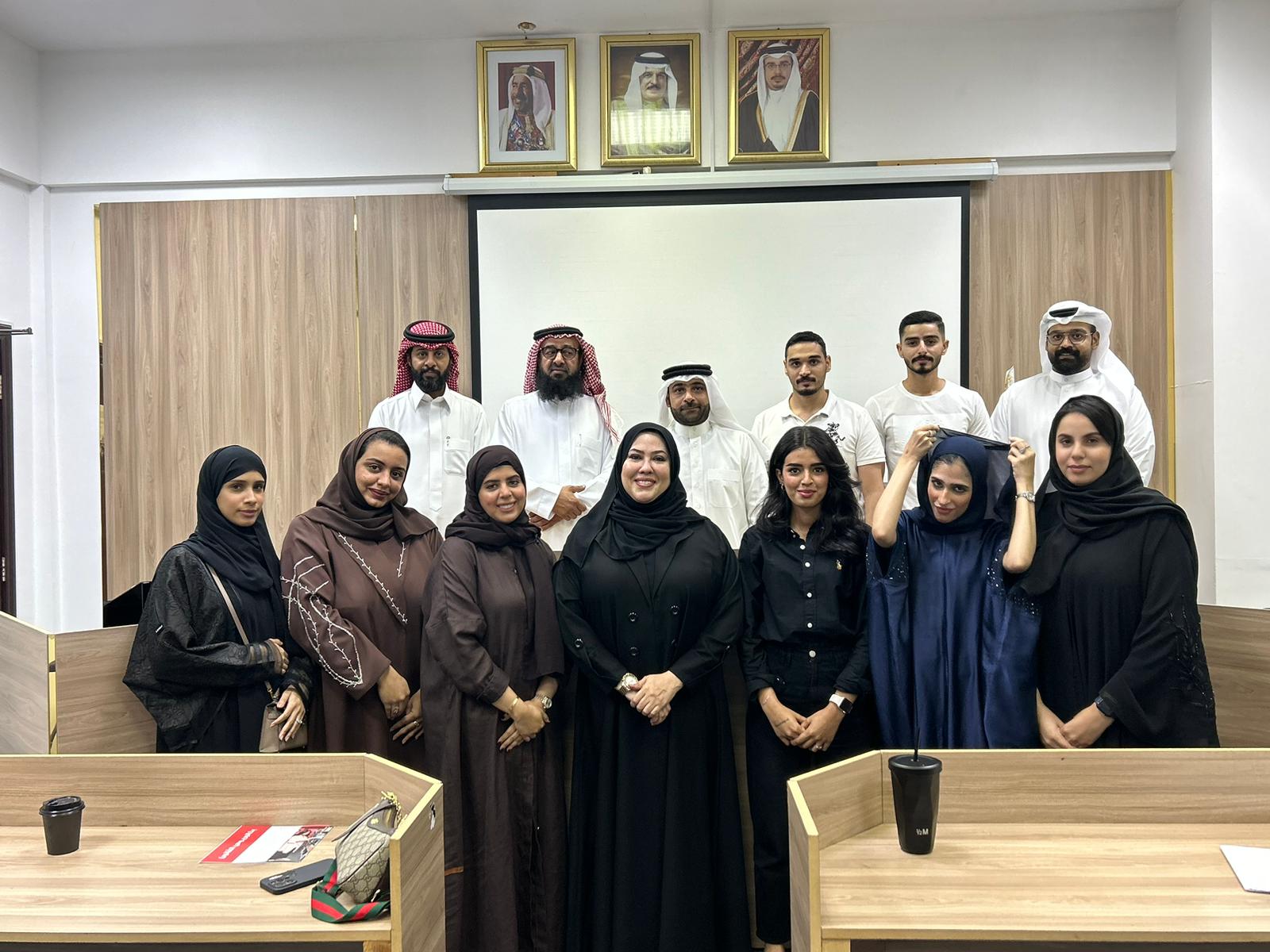 Valuable Lecture by Lawyer Fada Khaleef at Gulf University’s College of Law on the Art of Advocacy